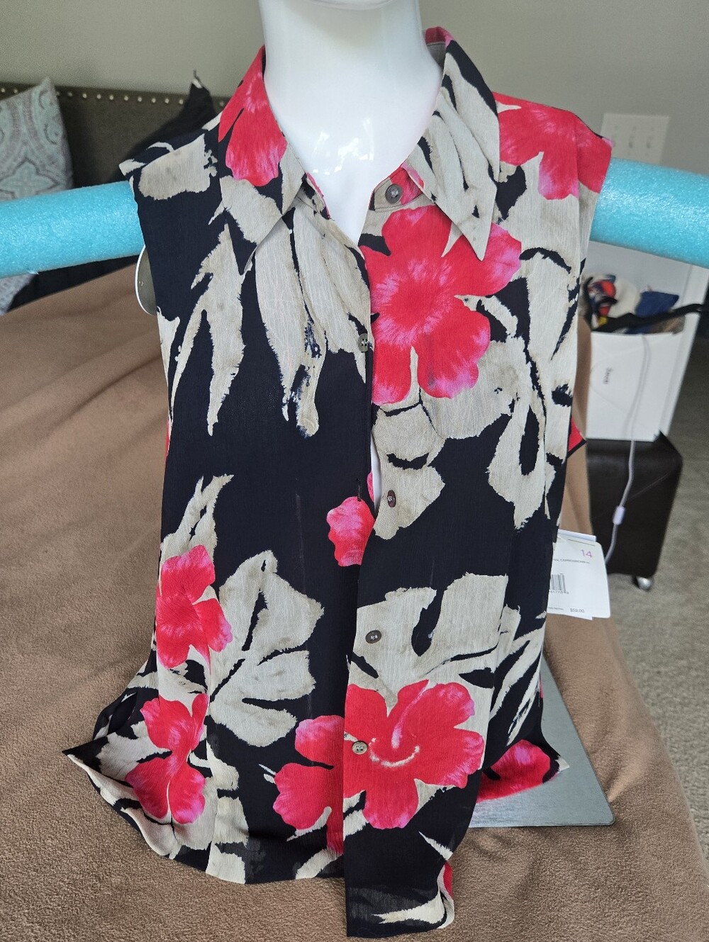 LIZ CLAIBORNE Career Tailored Floral Button Front Blouse. Sz 14 NWT